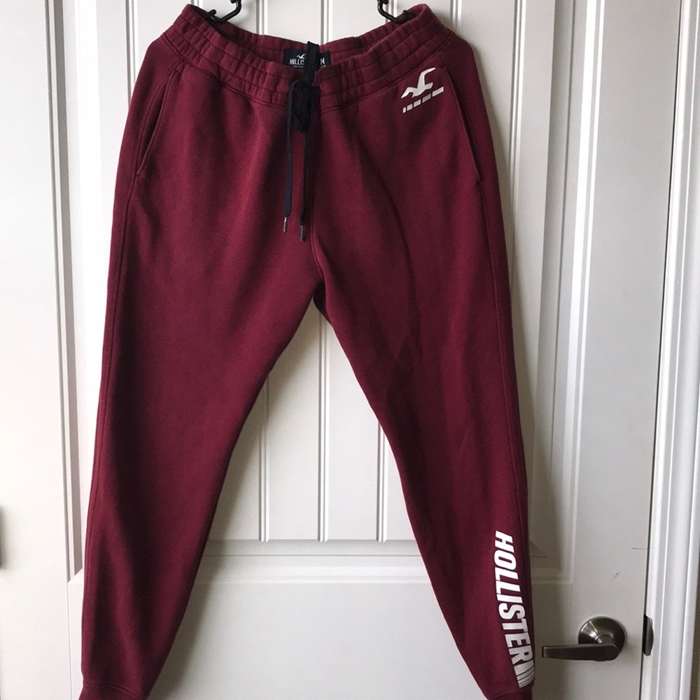 Hollister joggers
